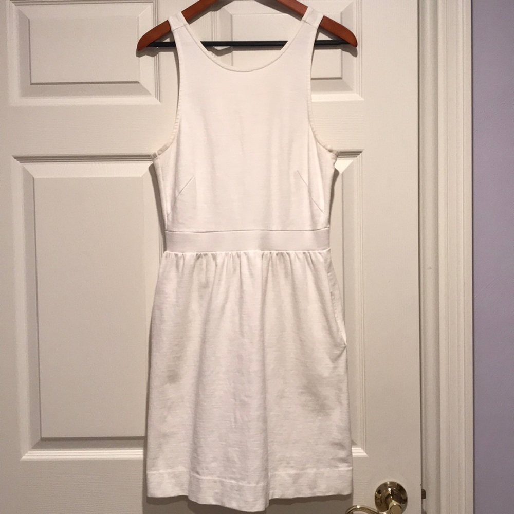 Fun n comfy white racerback dress 🤩